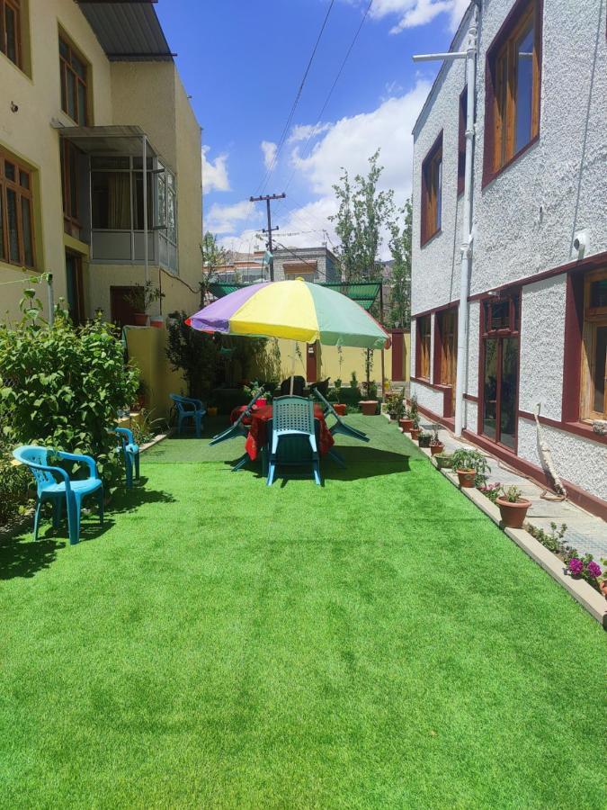 The Mir Villa Ladakh Leh Exteriör bild