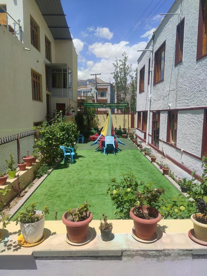 The Mir Villa Ladakh Leh Exteriör bild